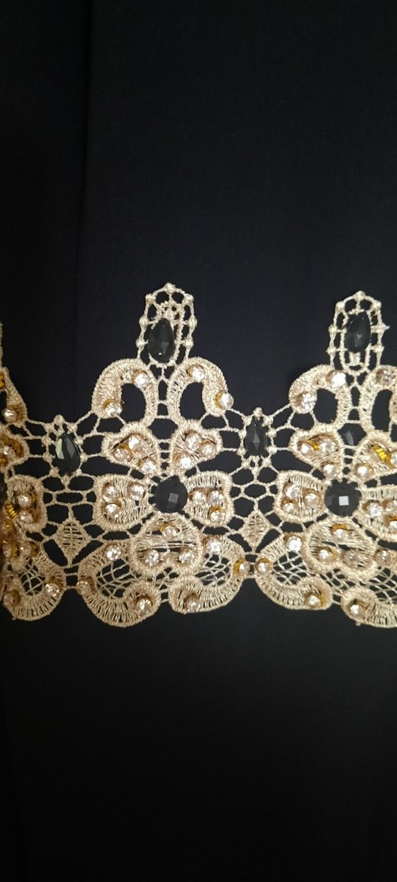 Altın Renkli Nakışlı Dantel El Zinciri - Görsel 5