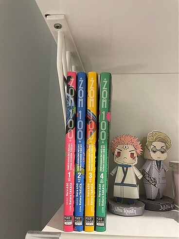 Zom 100 manga 1-2-3-4