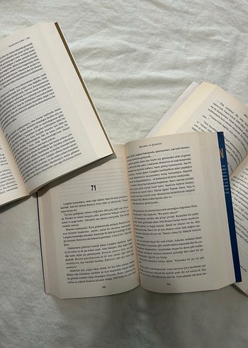 Sapiens, Melekler ve Şeytanlar, Bir Gün Roman Seti