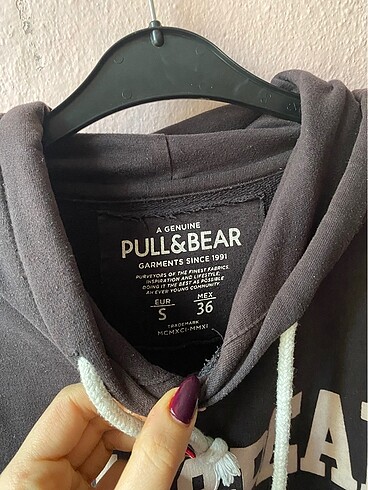 Pull and Bear Pull & Bear Sweatshirt