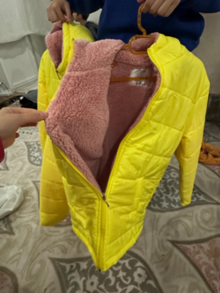 Sarı Kapüşonlu Fermuarlı Kışlık Kadın Mont - Görsel 2