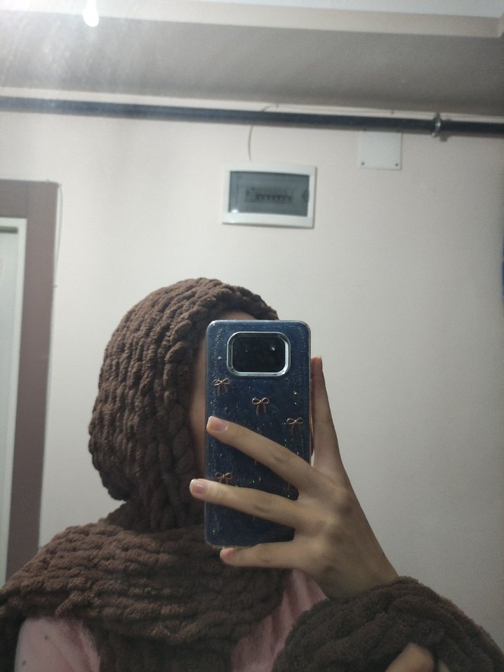 Puffy ipten kapşonlu atkı - Görsel 2