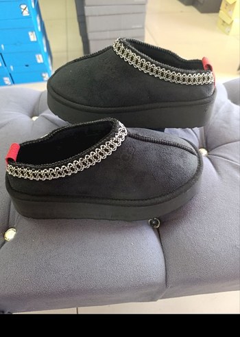 UGG tazz siyah - Görsel 6