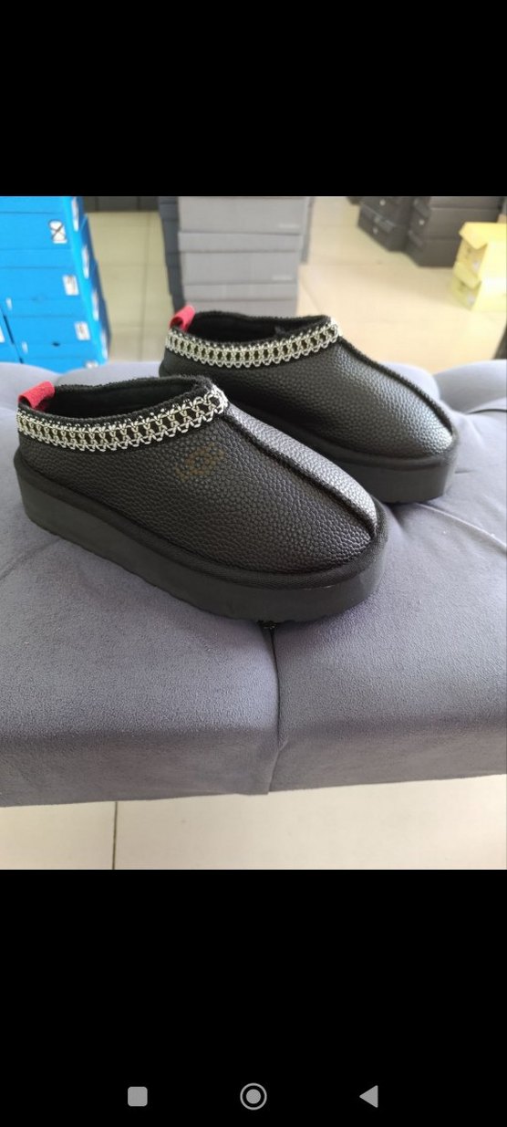 UGG tazz siyah - Görsel 5