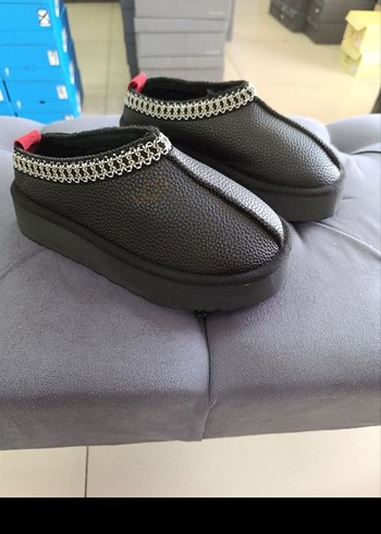 UGG tazz siyah - Görsel 5