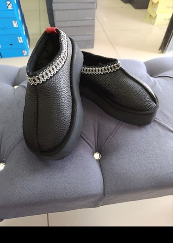 UGG tazz siyah - Görsel 4