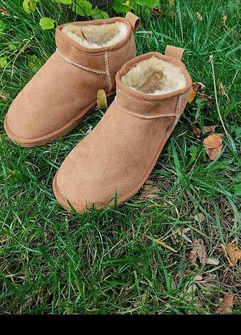 UGG ultra mini taba