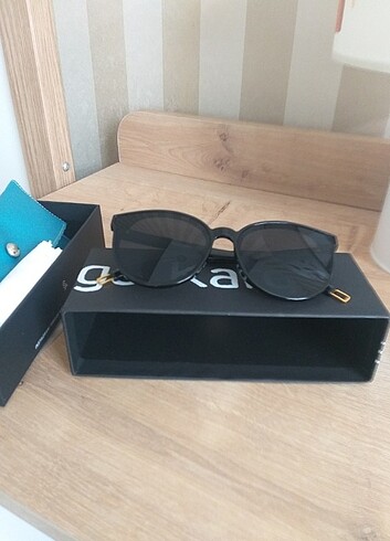 Ray Ban Kadın güneş gözlüğü 