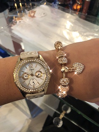 Guess Gues saat