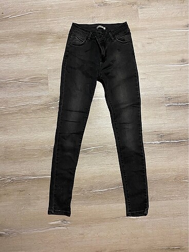Zara Skinny dar paça siyah jean