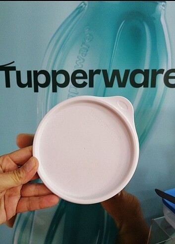 Tupperware 