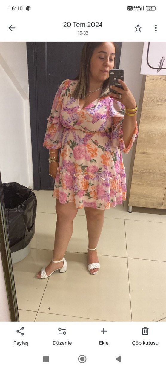 Dantel Detaylı Pembe Çiçekli Mini Elbise - Görsel 2