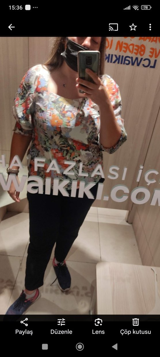 Çiçek Desenli Kısa Kollu Kadın Bluz - Görsel 2