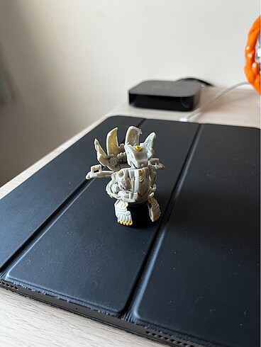 Bakugan Haos Lumagrowl
