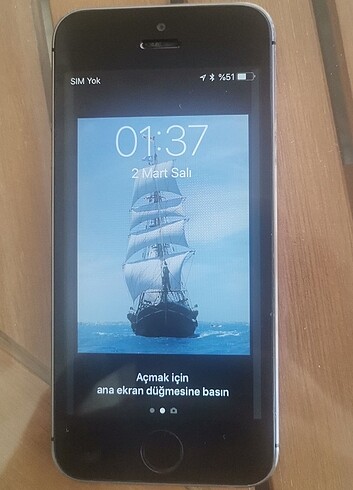 İphone 5s TelefonTelefon ve şarj aleti