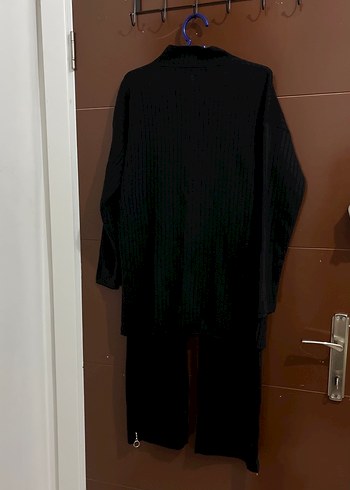 Siyah Yüksek Yakalı Örgü Kadın Kazak - Görsel 6