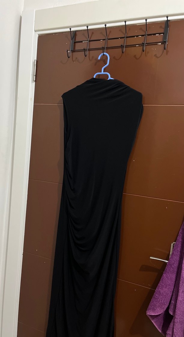 Siyah Drapeli Uzun Kollu Elbise - Görsel 2