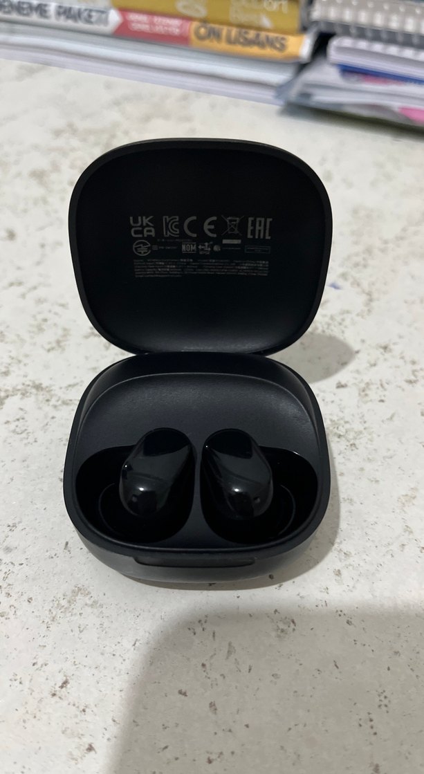 Siyah Kablosuz Kulaklık Seti - Görsel 2