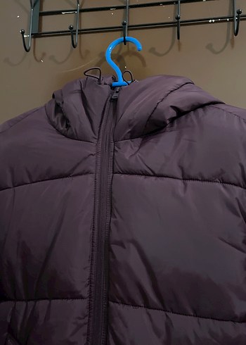 Bordo Kapüşonlu Kadın Kışlık Mont - Görsel 5