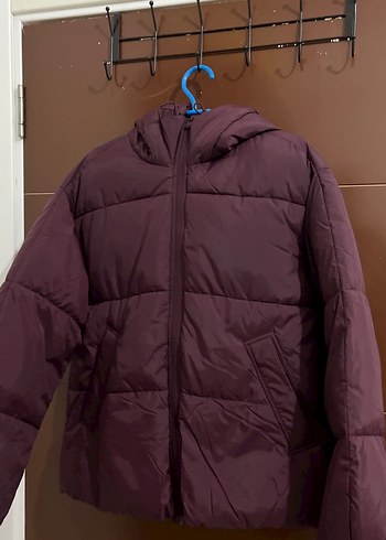 Bordo Kapüşonlu Kadın Kışlık Mont - Görsel 4