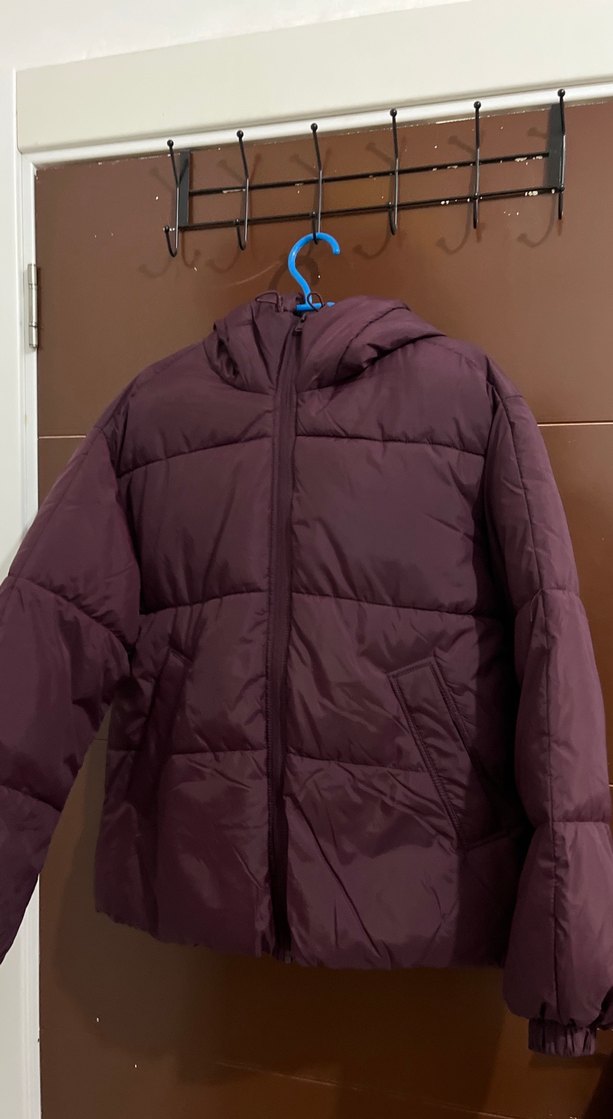 Bordo Kapüşonlu Kadın Kışlık Mont - Görsel 4