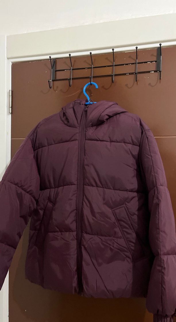 Bordo Kapüşonlu Kadın Kışlık Mont - Görsel 3