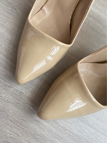 40 Beden Stiletto