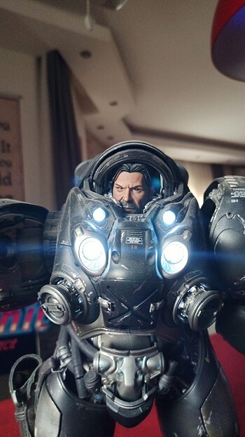 Sideshow hottoys starcraft jim raynor 1/6 figür