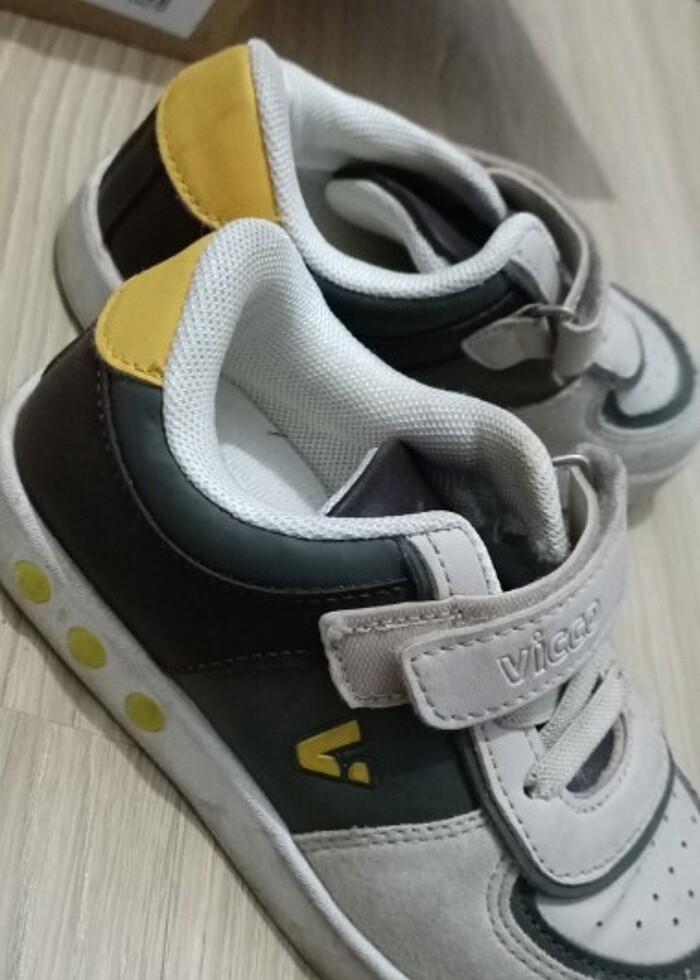 Spor ayakkabı - Görsel 2