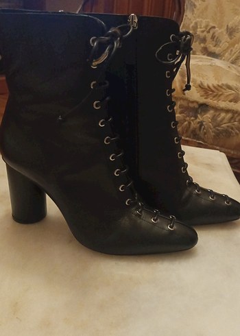 Siyah Deri Gotik Stiletto Topuklu Kadın bot.i içi dışı Deri