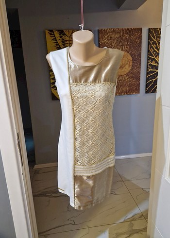 Beyaz Altın İşlemeli Mini Elbise - Görsel 3