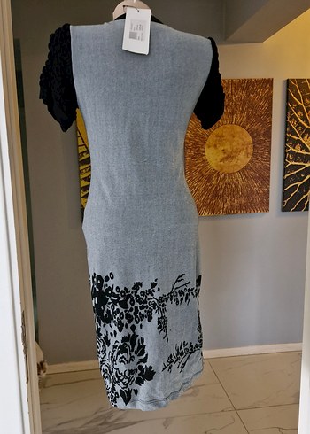 Gri V Yaka Dantel Detaylı Kalem Elbise - Görsel 4