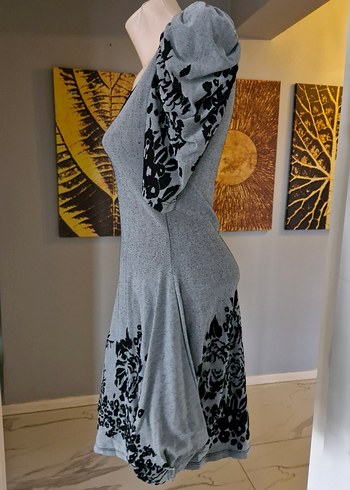 Gri V Yaka Mini Yarı Balon etek Elbise - Görsel 2