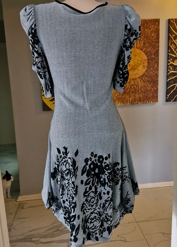 Gri V Yaka Mini Yarı Balon etek Elbise - Görsel 3