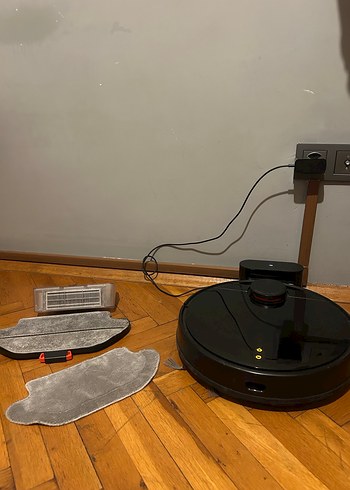 Siyah Xiaomi mi Akıllı Robot Süpürge - Görsel 2