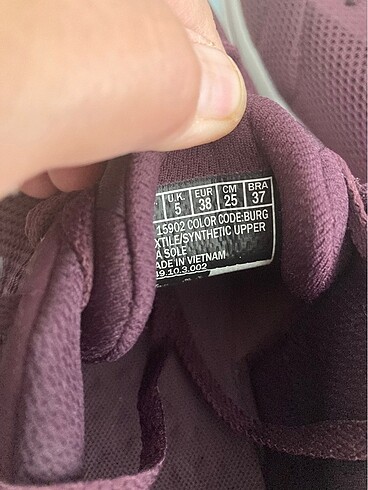 38 Beden mor Renk Skechers