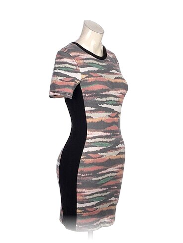 Vintage Love PreLoved Kısa Elbise %70 İndirimli.