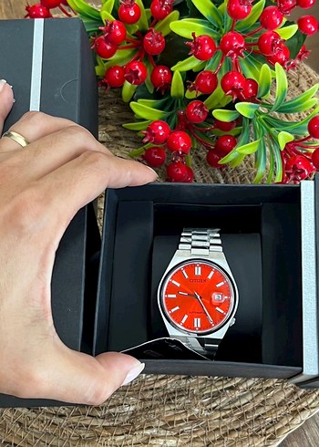 Citizen Tsuyosa Otomatik Kırmızı Kadran Çelik Saat - Görsel 3