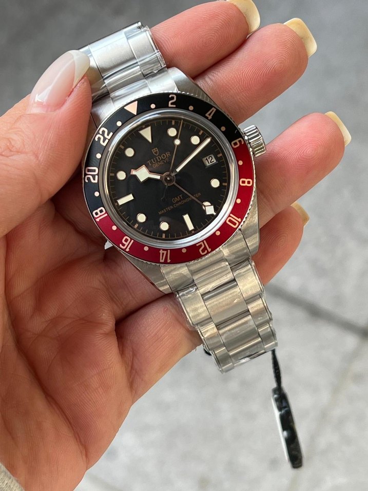 ETA Tudor Black Bay GMT modeli. - Görsel 5