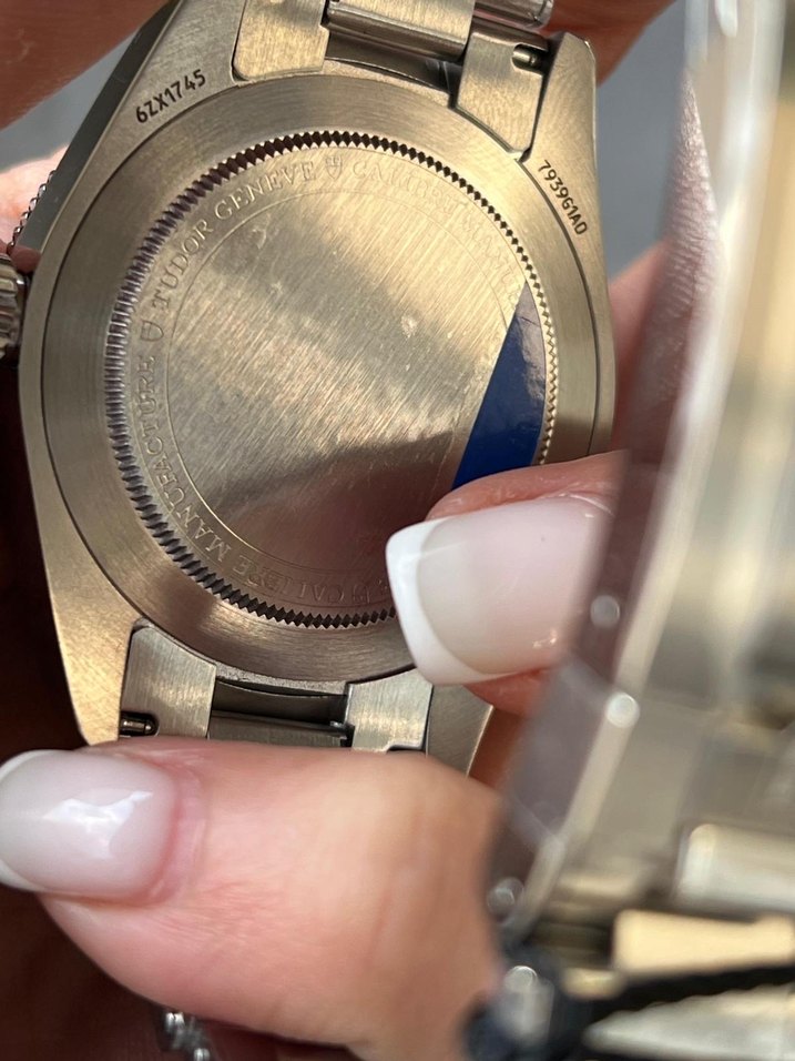 ETA Tudor Black Bay GMT modeli. - Görsel 3