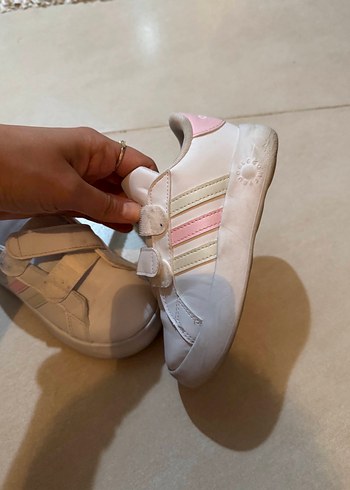 Kız Çocuk Beyaz Cırt Cırtlı Spor Ayakkabı - Görsel 3