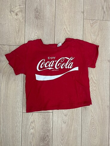 Coca cola tshirt