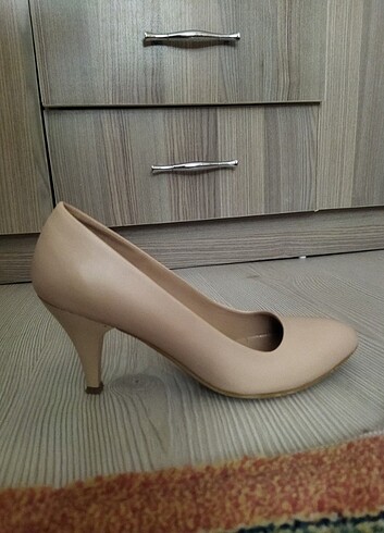 Diğer Stiletto