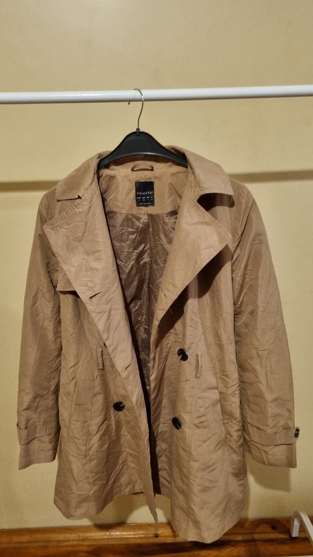 Düğmeli Bej Kadın Trençkot - Görsel 3