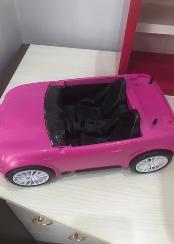 Pembe Oyuncak Araba