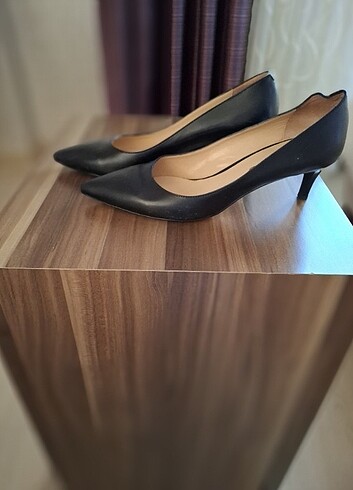 38 Beden Derimod Stiletto Kadın Ayakkabısı 