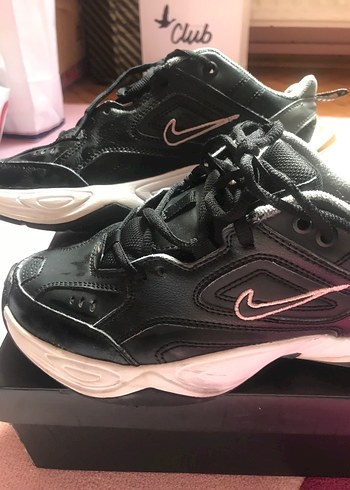 Siyah Bağcıklı Kadın Spor Ayakkabı NIKE - Görsel 3