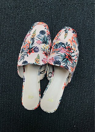 40 Beden H&M terlik