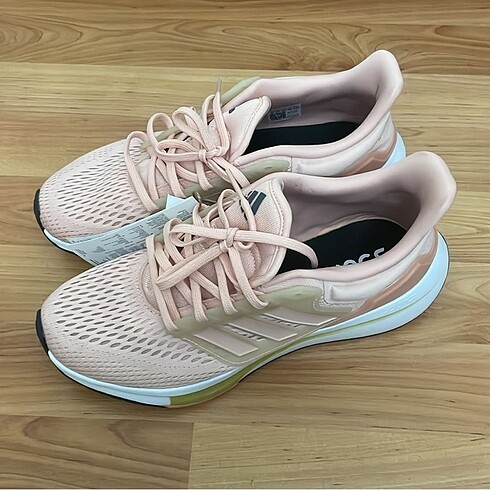 Adidas Spor Ayakkabı