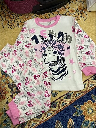 Pijama takımı